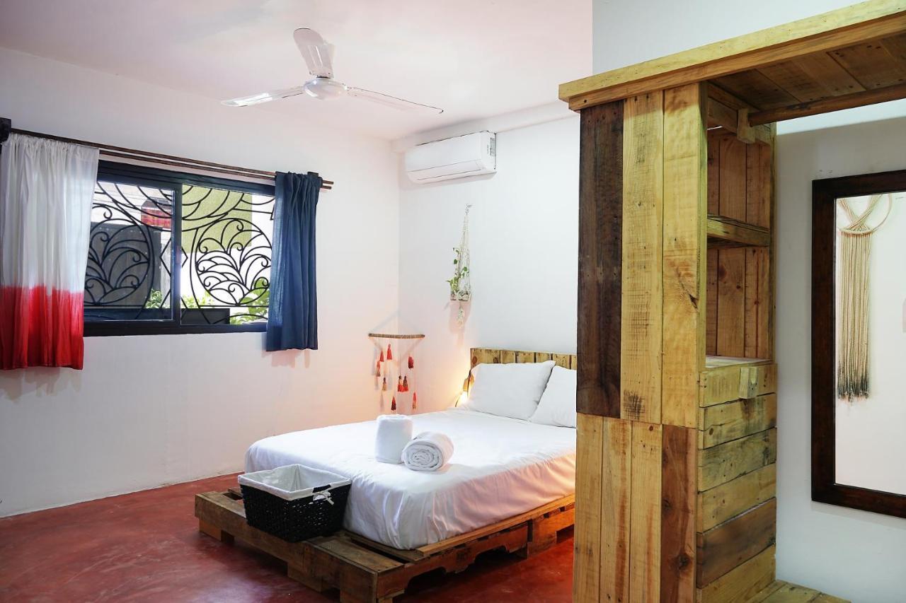 Red Panda Hostal Πλάγια Ντελ Κάρμεν Εξωτερικό φωτογραφία